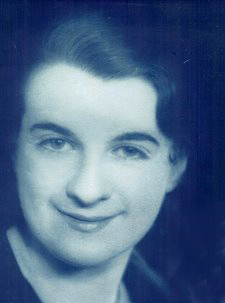 Photo of photos/Jean Passmore McLennnan bn 1915